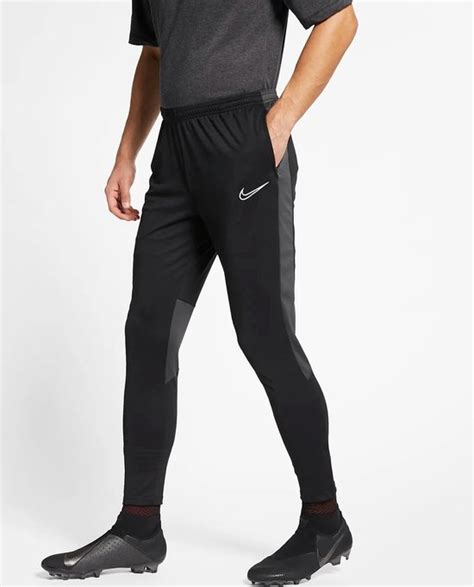 nike slim fit trainingsbroek heren|trainersbroeken heren.